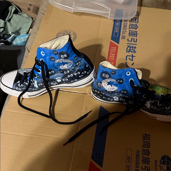 Custom Hand-Painted High-Top  Shoes - Picture 3 of 3